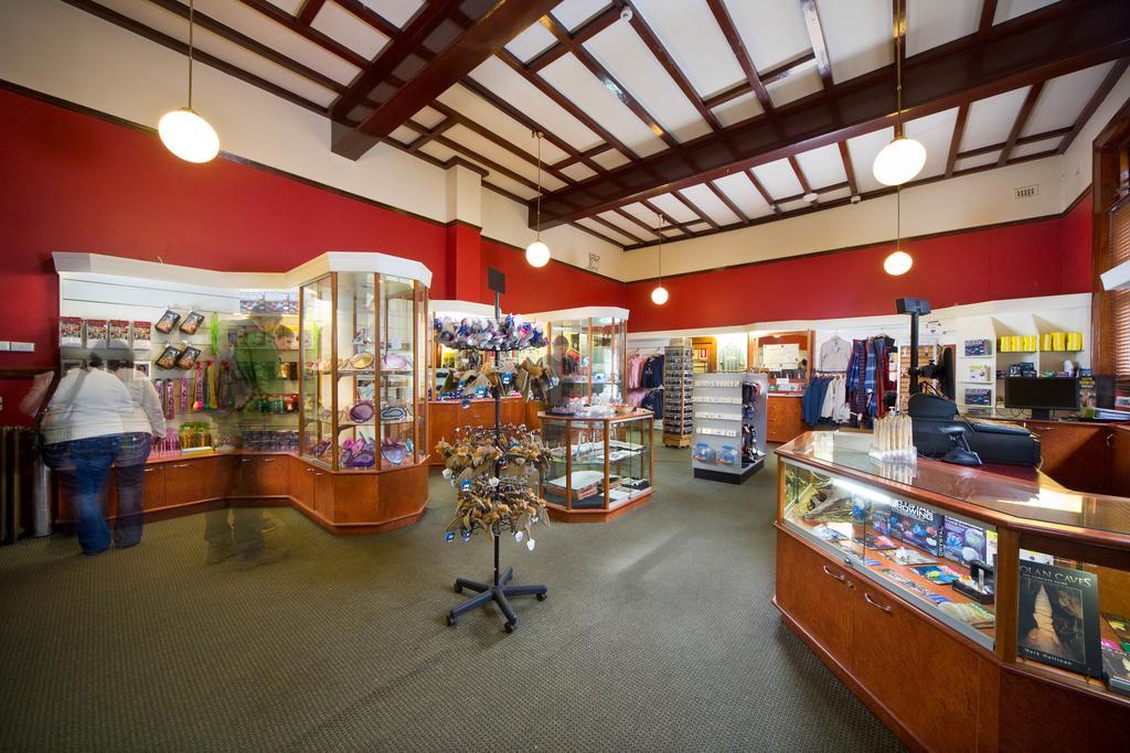 Hotel Jenolan Caves House Exterior foto