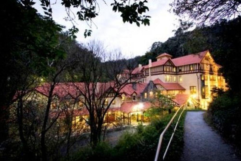 Hotel Jenolan Caves House Exterior foto